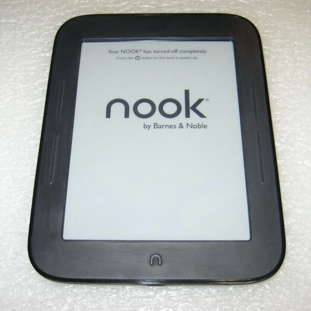 Barnes & Nobles Nook simple Touch ereader WiFi 2gb 6”